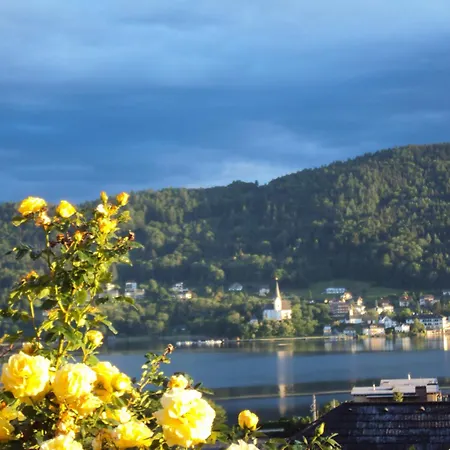 圣奥斯沃德霍夫酒店 Pörtschach am Wörthersee