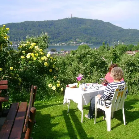 圣奥斯沃德霍夫酒店 住宿加早餐酒店 Pörtschach am Wörthersee