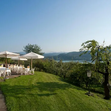 圣奥斯沃德霍夫酒店 Pörtschach am Wörthersee